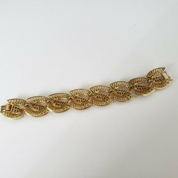 Cathe Filigree Gold Tone Bracelet Box Close Vintage 1960s Signed 7" Length - Picture 6 of 7